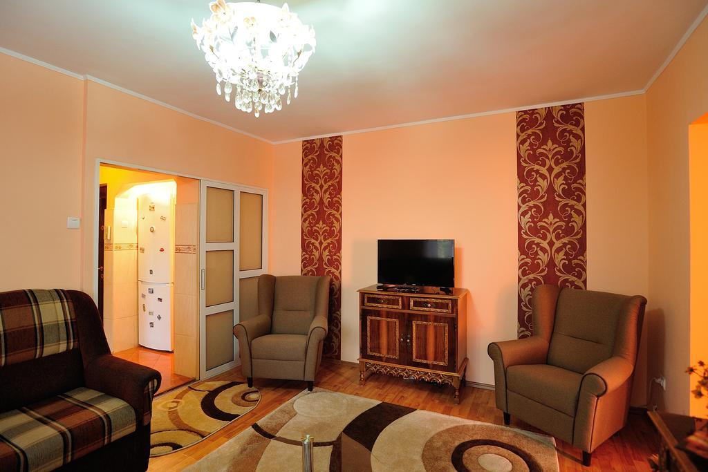 Stephanie Apartment Brasov Bagian luar foto